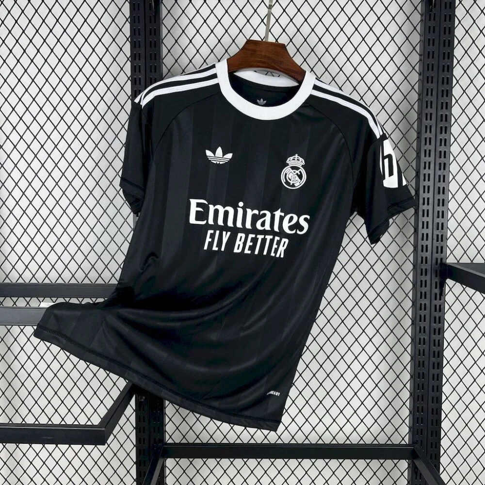 Maillot Real Madrid Avant-Match 25/26