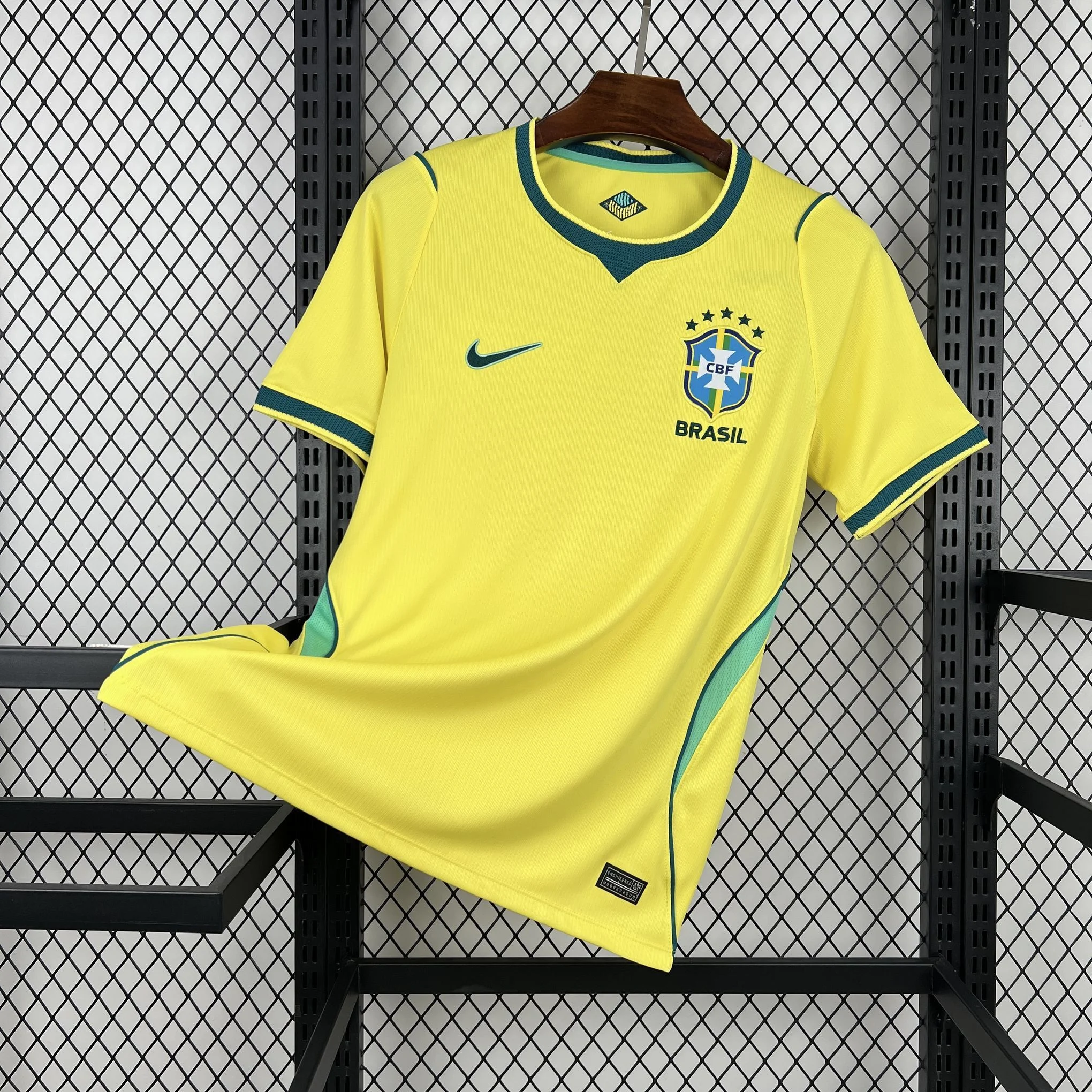 Maillot Brésil Domicile 26/27