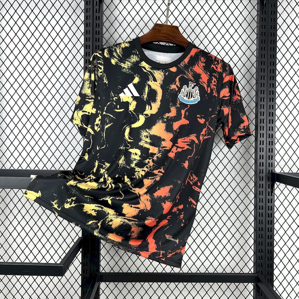 Maillot Newcastle Avant-Match 25/26