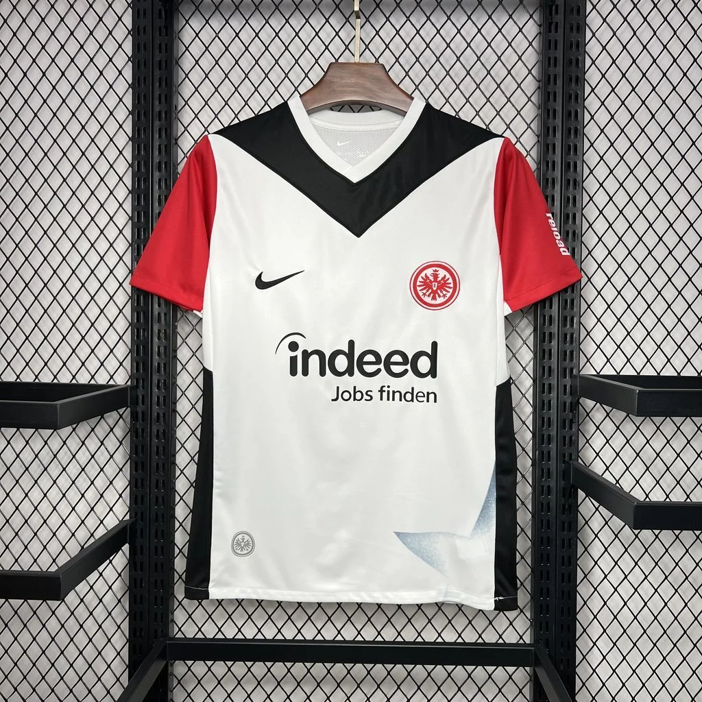 Maillot Eintracht Francfort Domicile 24/25